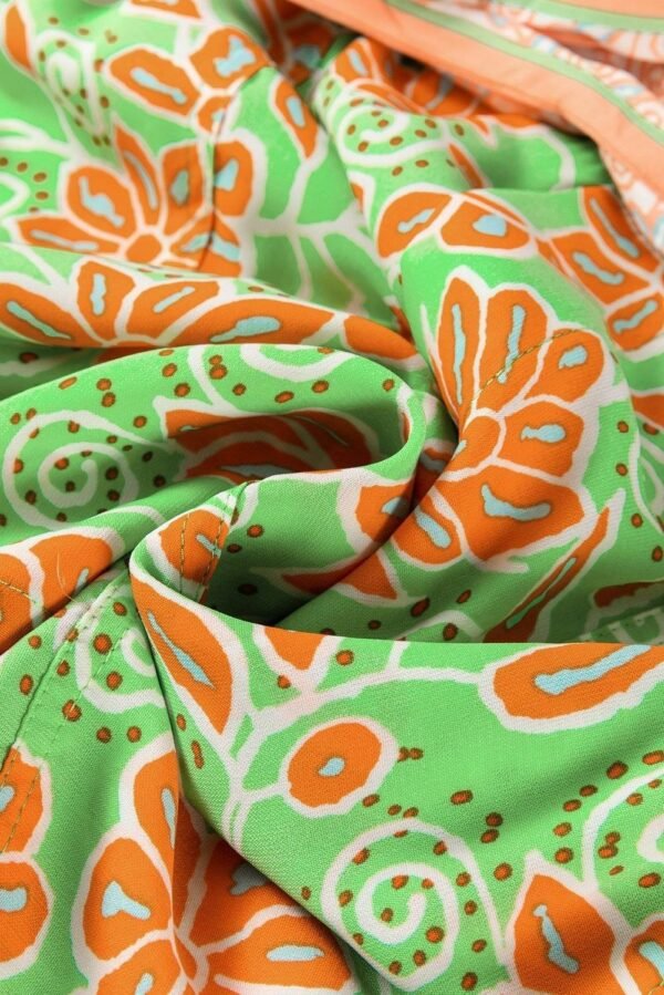 Green Floral Print Pocketed Front Knot High Waist Casual Shorts - Image 8
