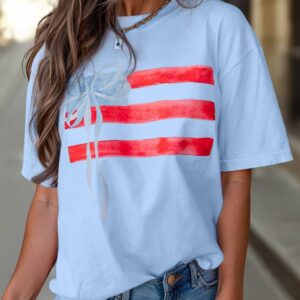 69752569-c59f7f1f8565e229.jpg Myosotis Flag Bow Graphic Crewneck Tee