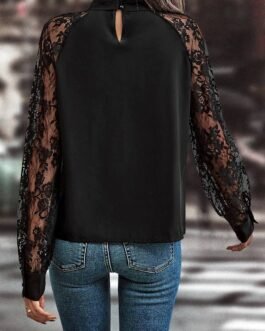 Black Keyhole Neckline Floral Lace Raglan Sleeve Blouse
