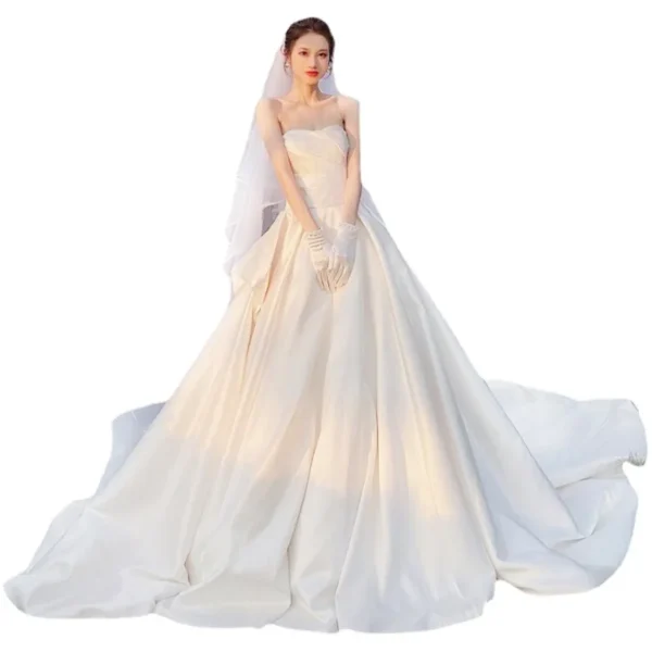 High-quality Tube Top Veil Texture Long Tail Satin Gorgeous Fashion Wedding Dress - Image 4