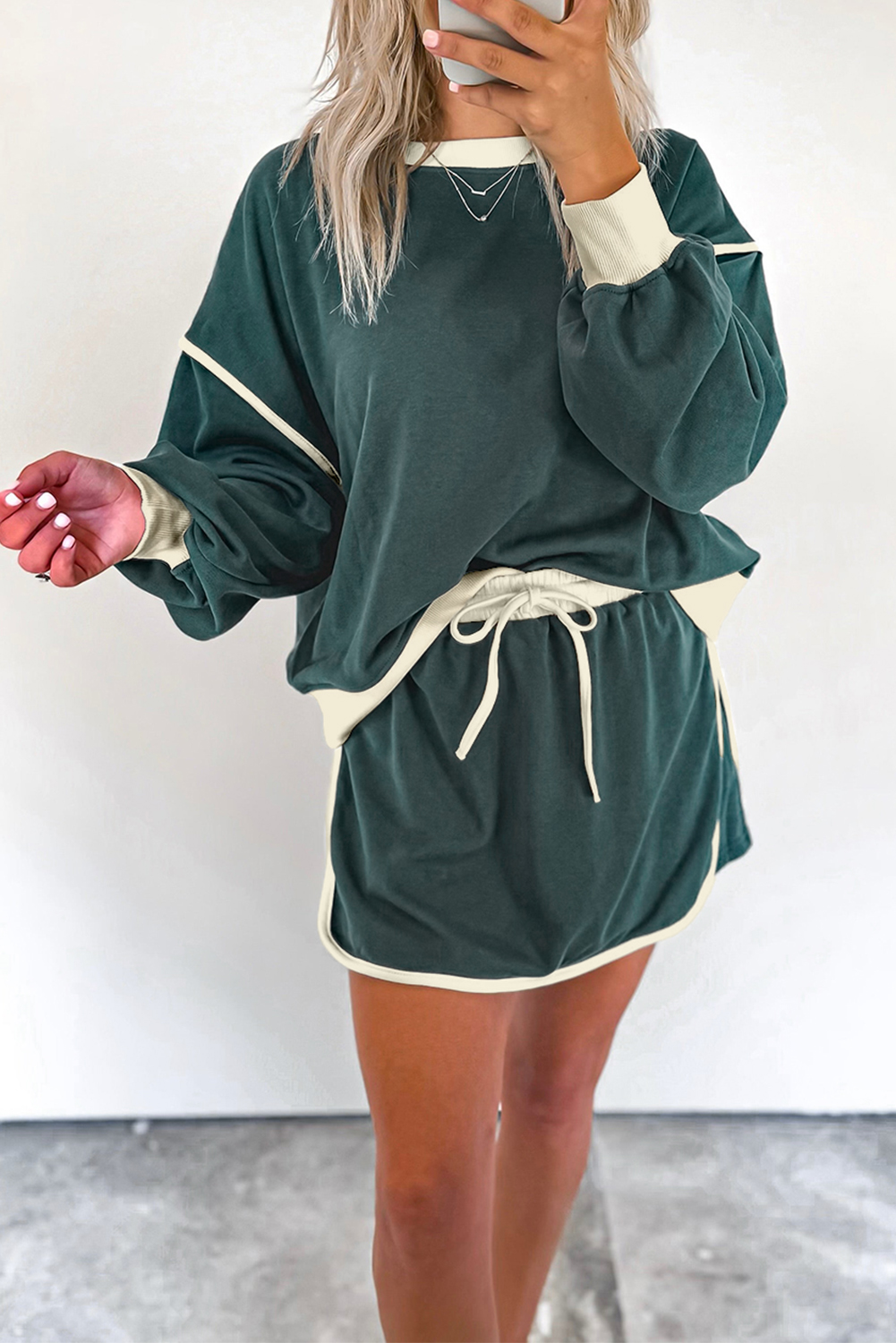 Evergreen Color Contrast Loose Pullover and Lace-up Waist Skort Set - Image 5
