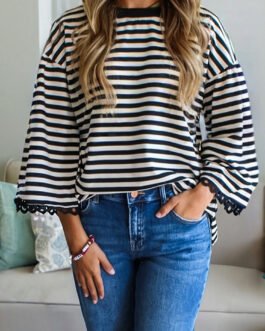 Black Striped Print Drop Shoulder Lace Trim Bracelet Sleeve Loose Top