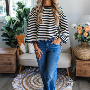 Black Striped Print Drop Shoulder Lace Trim Bracelet Sleeve Loose Top