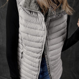 Silvery Plush Collared Quilted Zipped Puffer Vest