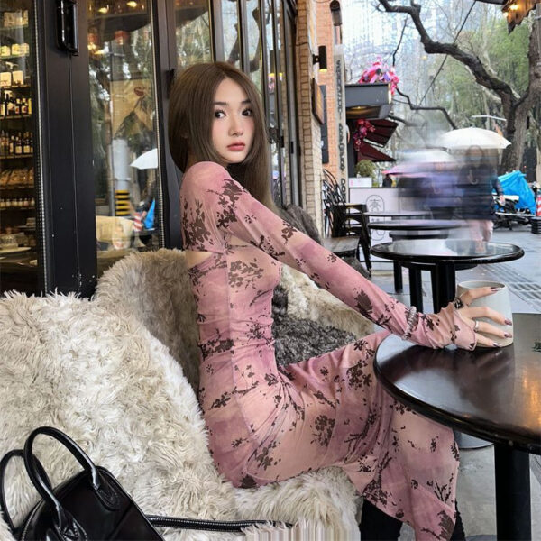 Sweet and spicy style, elegant and sexy, fitted pencil dress for womenslimming and flattering, long sleeve, high waist, autumn and spring new style