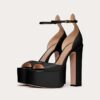 black peep toe