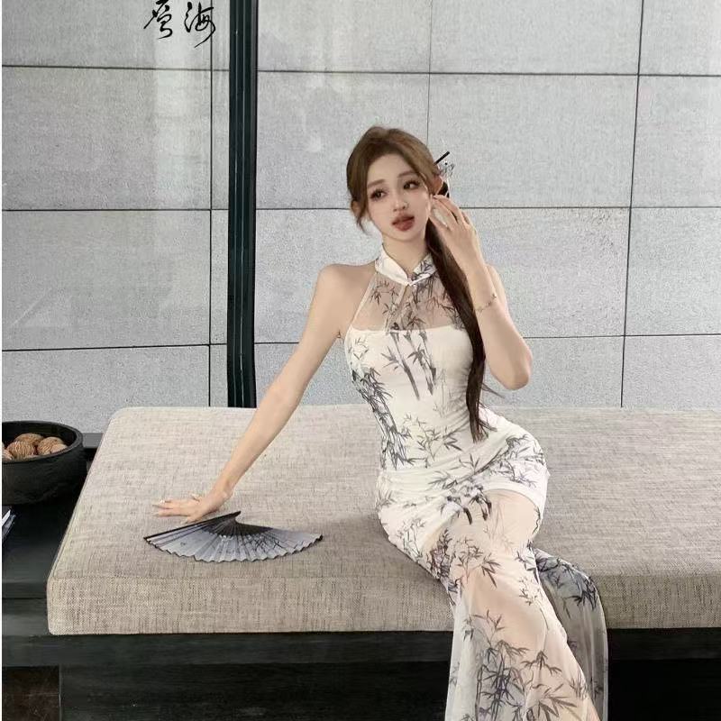 Luxury Women’s Halter Slim Design Dress - Image 4