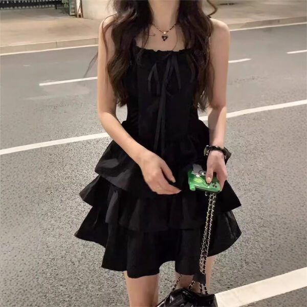 Waist-Cinching Elegant Princess Puff Skirt Strap Dress
