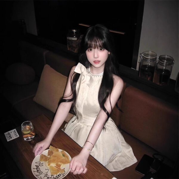 564075571 Sweet Style Diamond Embellished Bow Sleeveless Halter Dress