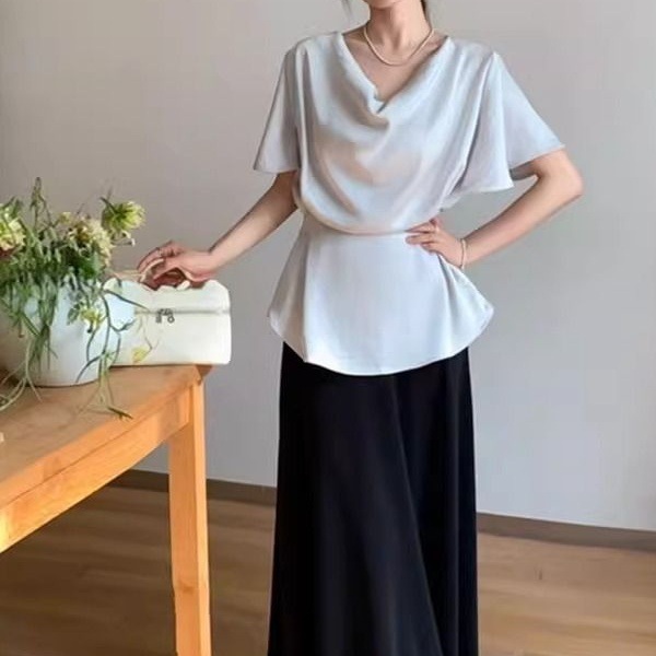 0da25e56-ea34-417a-91d4-7b19e6450aa7.jpg Unique And Beautiful Off-shoulder Short-sleeve Summer Top