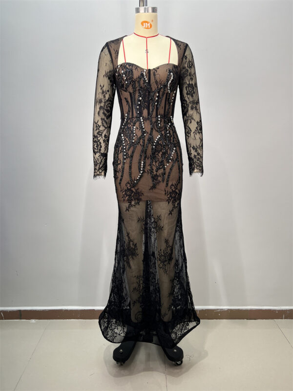 565303004 Square Neck Heavy Work Lace Party Evening Gown Women