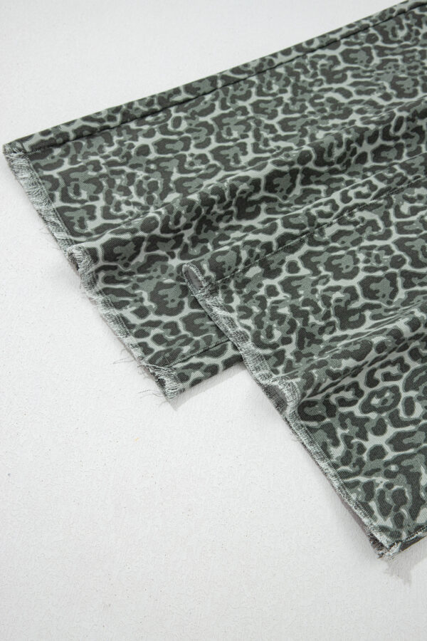 99237293-5deafb52f1f409a0.jpg Rose Leopard Frayed Edge Wide Leg High Waist Jeans