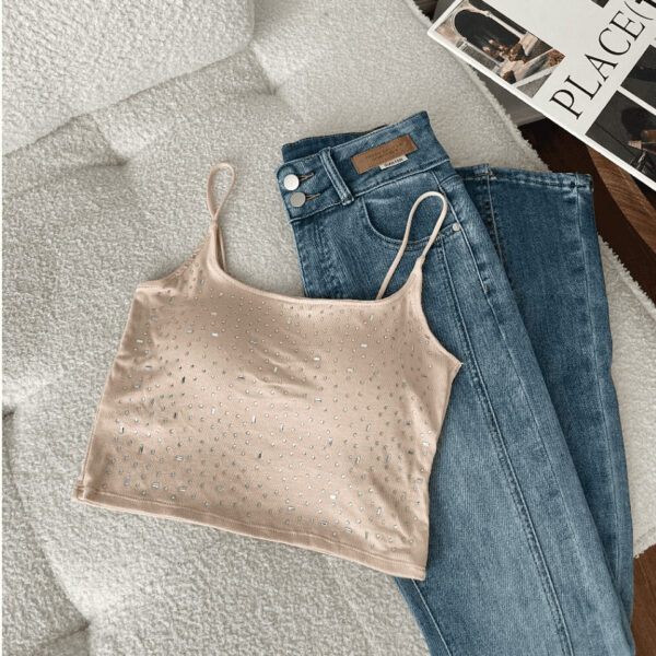 Womens High-waisted Midriff-baring Top With A Square Neckline Featuring A Double-layer Mesh Design