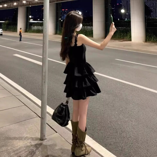 Waist-Cinching Elegant Princess Puff Skirt Strap Dress