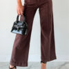99127653-708e5bfcfb9cbc30.jpg Apricot Solid Color Seamed Center Wide Leg Cropped Jeans