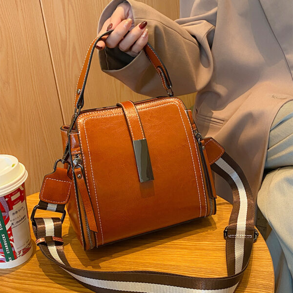 Genuine Leather Women's Fashion Portable Shoulder Commute Crossbody Bag