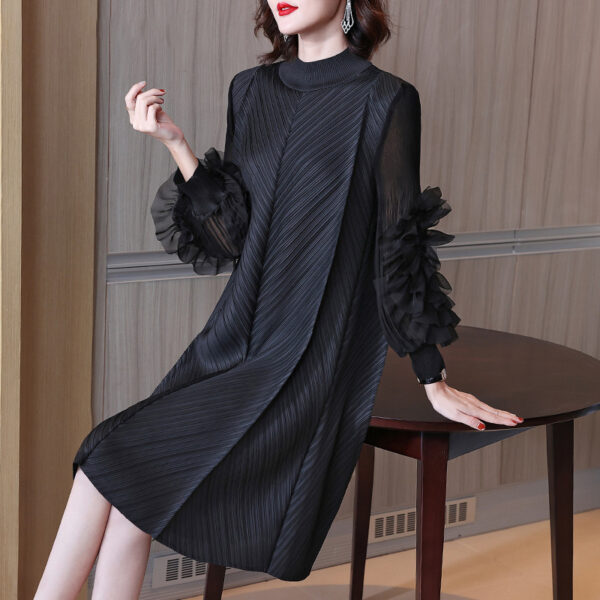 Stand-Up Collar Knee-Length Heavyweight Pleated Dress for Women