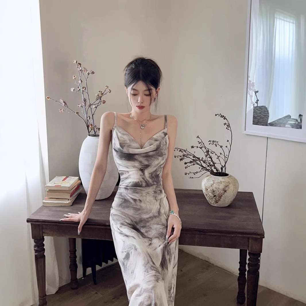 french-swing-neckline-elegant-fitted-bodycon-mermaid-long-dress
