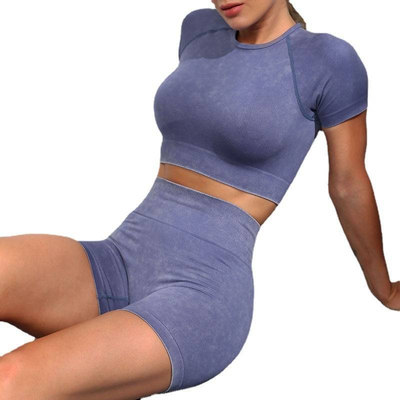 running-suit-fitness-suit-seamless-yoga-shorts-yoga-suit