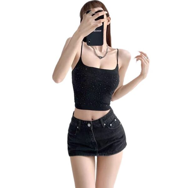 Womens High-waisted Midriff-baring Top With A Square Neckline Featuring A Double-layer Mesh Design