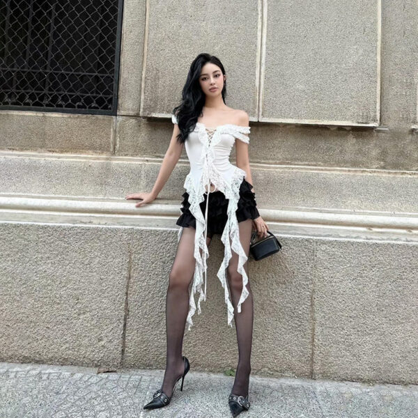 Womens Fashionable Sexy Slim-Fit Cutout Midriff-Exposed T-Shirt