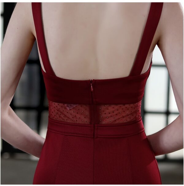 c7ff2cd2-c0ad-4a17-b089-e777eeb42573.jpg Wedding Car Model Hollow Exhibition Dress