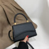 e60295cf-4dc3-4fd3-ba1a-89b3b9ad000a.jpg Women's Fashion Temperament Retro Single Shoulder Crossbody Bag