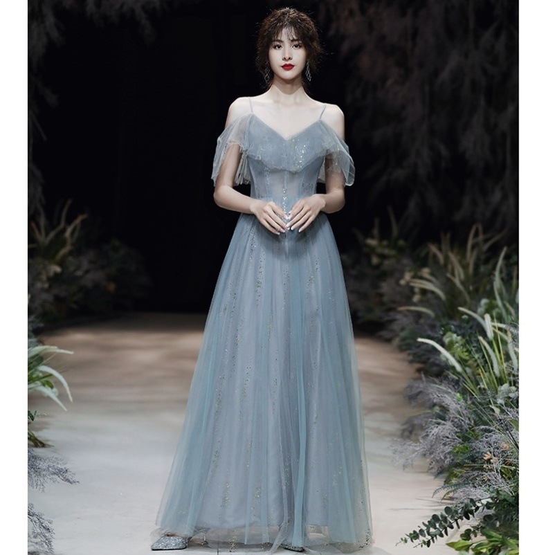 evening-dress-banquet-simple-atmosphere-long-graduation-costume