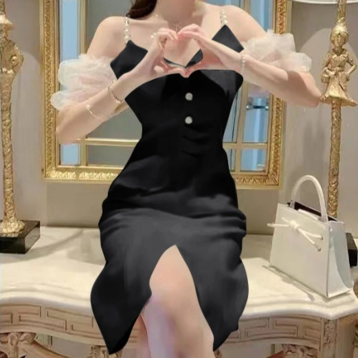 Light Luxury Off-shoulder Design V-neck Camisole Dress