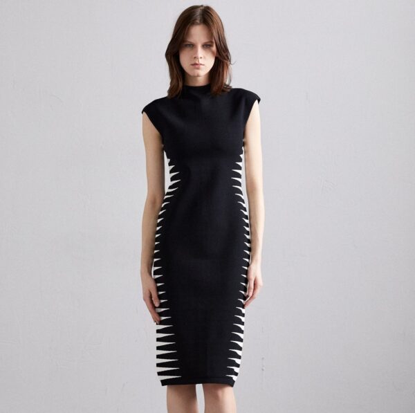 571138932 White contrast zebra print half-high collar sleeveless bandage dress