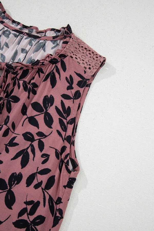 Brown Leaf Print Lace-up V Neck Crinckled Tank Top
