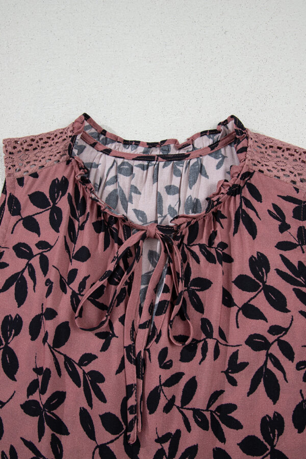 Brown Leaf Print Lace-up V Neck Crinckled Tank Top