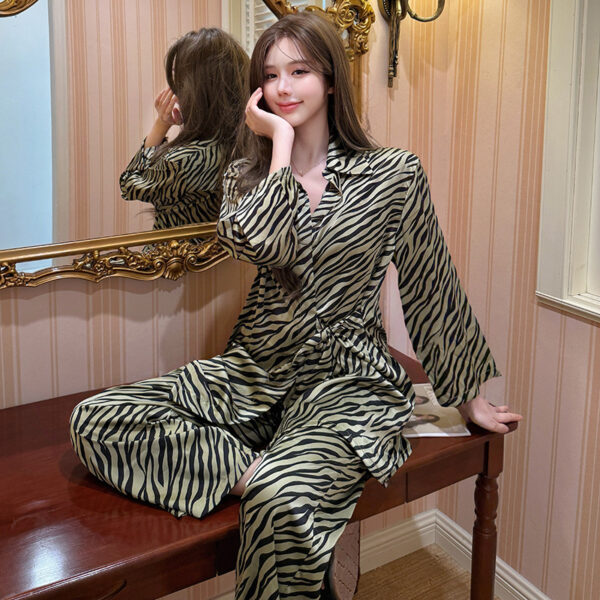 Zebra Thin Open Front Home Wear Outerwear Loungewear Set