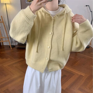 588006149 Loose soft and sticky solid color sweater top