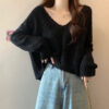 588000374 Women's Short V-Neck Knit Top