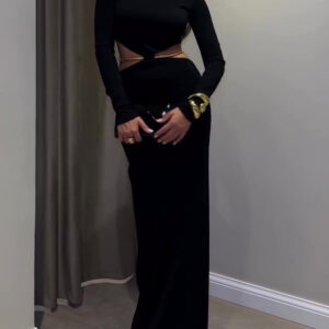 14a95de1-2e3e-4393-b5e5-c65d470e2ffa.jpg Black Cutout Waist Long-Sleeve Maxi Dress-Includes Waist Chain