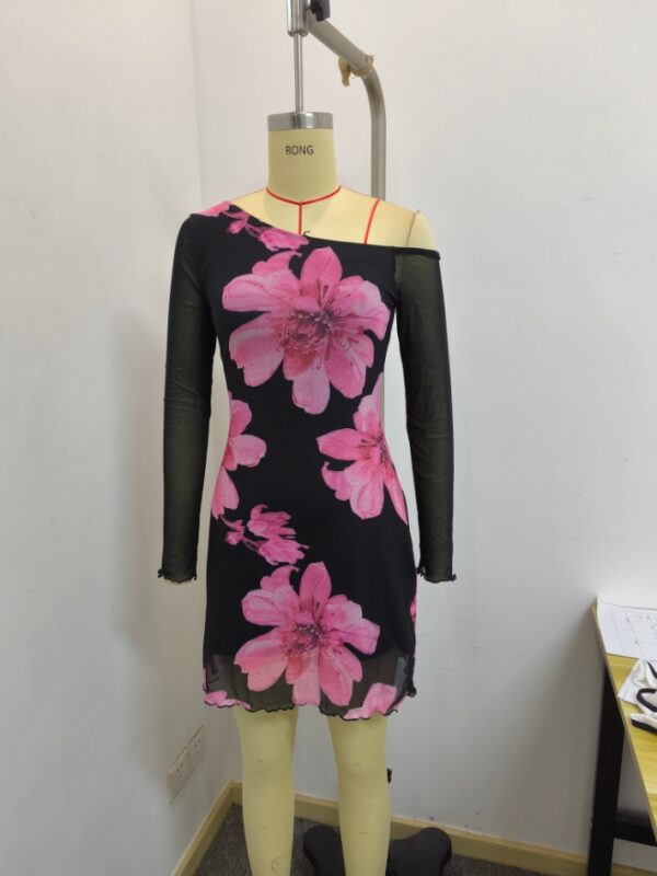Autumn Elegant Romantic Floral Asymmetrical Off-shoulder A-line Waist-cinching Dress