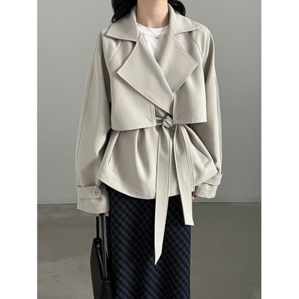 British Style Belted Waist Flip Collar Trench Coat for Elegant Chic Look