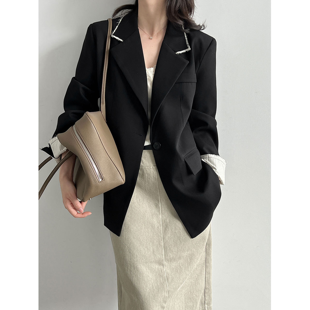 chic-color-blocking-raw-edge-notch-lapel-blazer