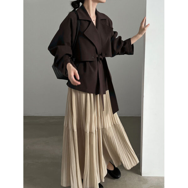 British Style Belted Waist Flip Collar Trench Coat for Elegant Chic Look